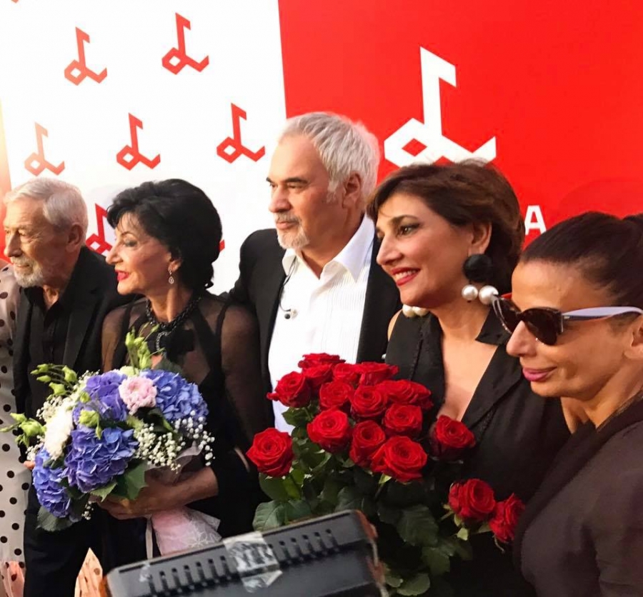 ბუბა კიკაბიძემ დაბადების დღე რუსი ვარსკვლავების გარემოცვაში აღნიშნა (ფოტოები) Rating