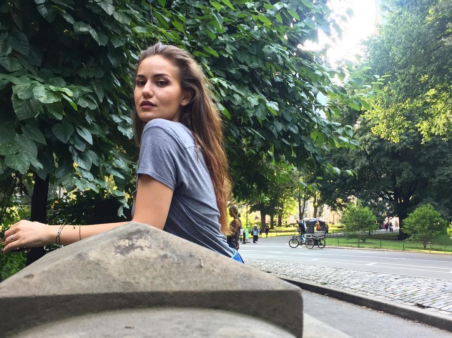 ბურაქ ოზჩივიტისა და ფაჰრიე ევჯენის თაფლობისთვე ამჯერად ნიუ-იორკში გრძელდება Rating