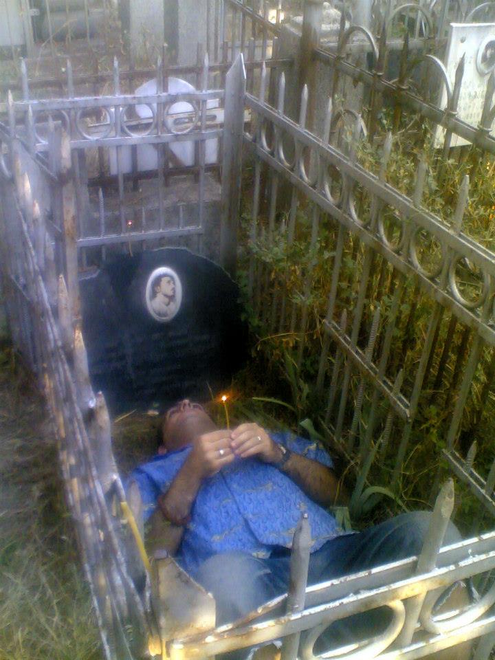 რატომ ჩაწვა გიორგი ბუნდოვანი ტერენტი გრანელის საფლავში Rating