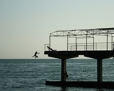 ხუთი წლის წინ ჩუმად გადაღებული აფხაზეთი და თბილისი, რომელსაც ღიმილი შეუძლია Rating