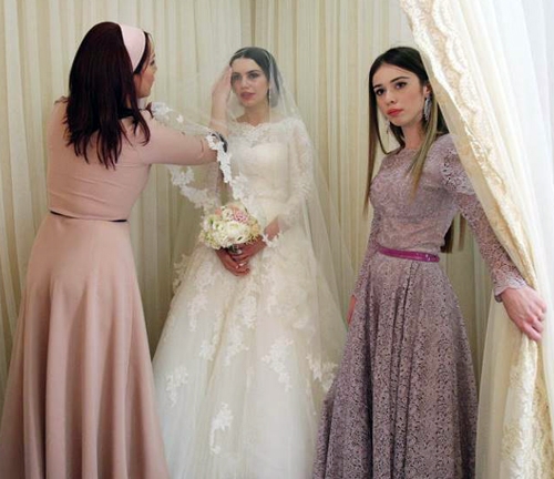 როგორია სინამდვილეში ჩეჩნური ქორწილის ტრადიციები და რატომ ტირის პატარძალი... Rating