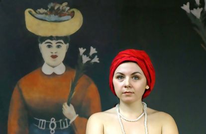 სკანდალი - ვინ არის ფოტოგრაფი, რომელმაც ფიროსმანის შედევრთან ქალი გააშიშვლა?