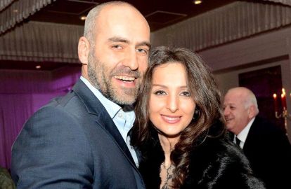 ყველაზე სექსუალური მამაკაცის მეუღლე პრემიერის ცოლთან მსგავსებაზე პირველ კომენტარს აკეთებს