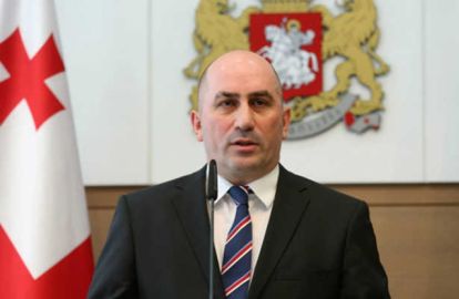 სკანდალი კიდევ ერთი მინისტრის ირგვლივ - ხელოვნებათმცოდნე გელა დუმბაძეს უნიჭო აზერბაიჯანელ კოლეგას ადარებს 