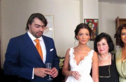 სკანდალი გრძელდება - კახიანებს ბინიდან ასახლებენ