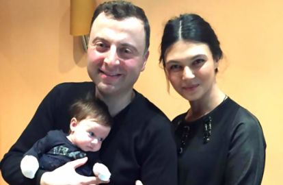 ვასო ფხაკაძემა დ ლიკუნა მეტრეველმა შვილის ფოტოები გაქრისტიანების შემდეგ გამოაქვეყნეს