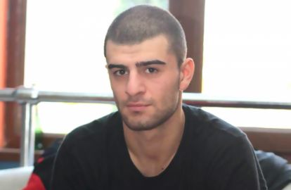 რომელ სალონში იკეთებს წარბების კორექციას რეზიკო რობაქიძე