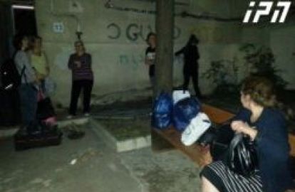 წყნეთის ქუჩის #13-ე კორპუსიდან მოსახლეობის ევაკუაცია მიმდინარეობს