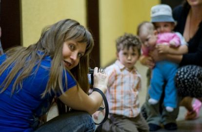 „ესეც გაივლის“ - ფოტოზე აღბეჭდილი ქალთა კოლონია...