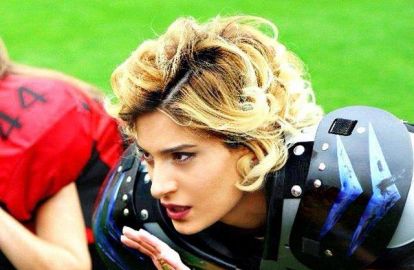 გაიცანით ქართველი მოდელი, რომელმაც პოდიუმი სპორტზე გაცვალა და საკუთარი რაგბის გუნდი ჩამოაყალიბა