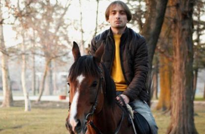 რა ჯილდოს ფასად კითხულობდა პაატა შამუგია წიგნებს ბავშვობაში 