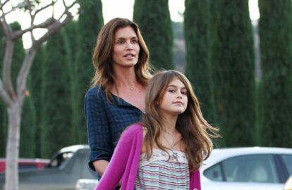 ვარსკვლავების გოგონები, რომლებიც დედების ასლებად გაიზარდნენ