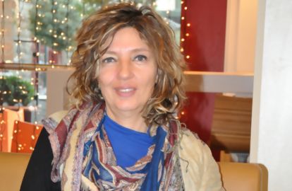 დინი ვირსალაძე პარფიუმერიით ხატავს 