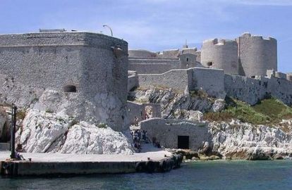 პლანეტის ცნობილი ციხე-კუნძულები 