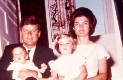 რამ დაღუპა კენედების კლანი, გრიმალდები, განდები და ანიელები