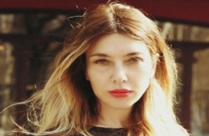თემურ უგულავას ყოფილ ცოლს მანქანა დაუმტვრიეს (ფოტო)