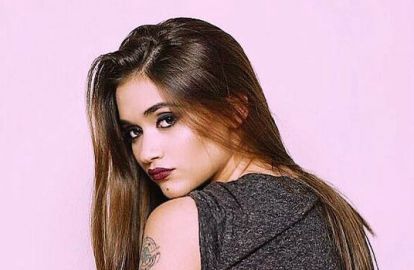ლიზა ყენიას მორიგი სექსუალური ფოტოსესია, რომელმაც ინტერნეტი დაიპყრო