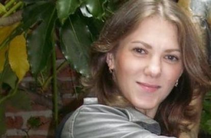 რას ყვება დედის მკვლელობაში ბრალდებულის მეზობელი დედა-შვილის ურთიერთობაზე და ტრაგედიის ღამის შესახებ
