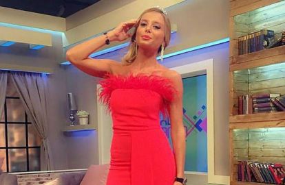 ეკო ფანგანის კაბამ დოლარის ვარდნა დაჩრდილა - რატომ გააკრიტიკეს მოდელის ჩაცმულობა