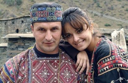 ''ვიცი, რომ ამ ცხოვრებაში ვერასდროს გნახავ, მაგრამ ბედნიერი ვარ ამ უშენობითაც, რაც არ უნდა დაუჯერებელი იყოს''... 
