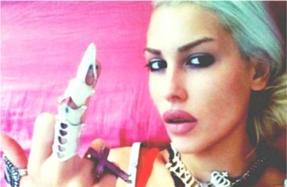 ნუკა კვალიაშვილის მიმართვა ხალხს - ''ვისაც არ მოგწონვართ, თქვენი დედებიც ვატირე სათითაოდ...''