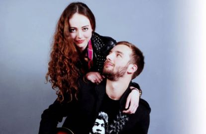 ''ახალი ხმის'' მონაწილე შეყვარებულს საზღვარგარეთ უშვებს 