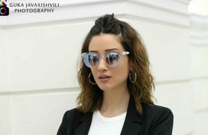 ნინი ბადურაშვილი  - ''ამბობდნენ,  ქალი გაიტანა და მერაბიშვილმა გადაამალინაო''