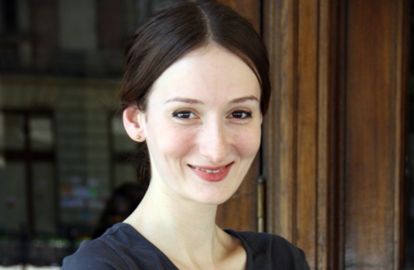 რომელი პერსონაჟი გამოიგონა რობერტ სტურუამ  ლელა ახალაიასთვის 