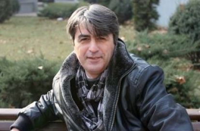 გაუჩინარებული კარიკატურისტი მონასტერში იპოვეს