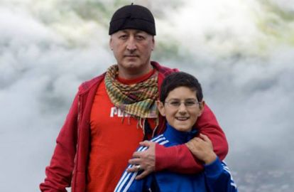 რატომ აცმევდა ქუსლიან ფეხსაცმელს დედა ლაშა ონიანს 