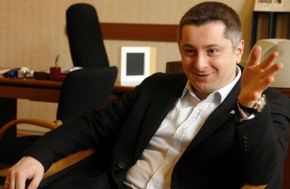 ნიკა გვარამია „ხელოვნური სუნთქვის“ დახურვასთან დაკავშირებით კომენტარს აკეთებს - „ვეხმაურები ტელემაყურებლების თხოვნასა და მუქარას“