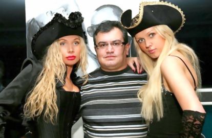 რუსეთში დაპატიმრებულ თბილისელ ჯადოქარს სერიული მკვლელობებისთვის ასამართლებენ