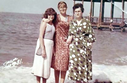 სოციალურ ქსელში ნინო ბურჯანაძის ხალათიანი ფოტო გავრცელდა