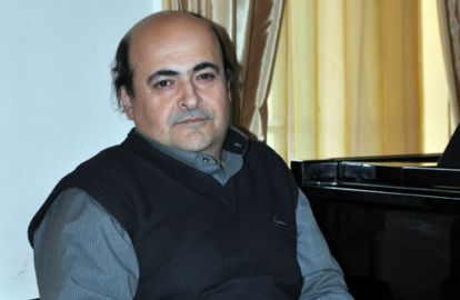 კახა ცაბაძეს მამის როიალის ქვეშ სახელოსნო ჰქონდა