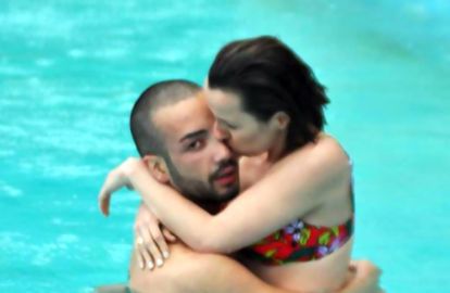 ირინა ბაირამაშვილი ქმართან ერთად აუზში გადაღებულ პიკანტურ ფოტოს აქვეყნებს