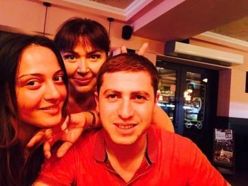 რას წერს ინგა გრიგოლია"ფეისბუქზე" ქალიშვილის დაოჯახების შესახებ