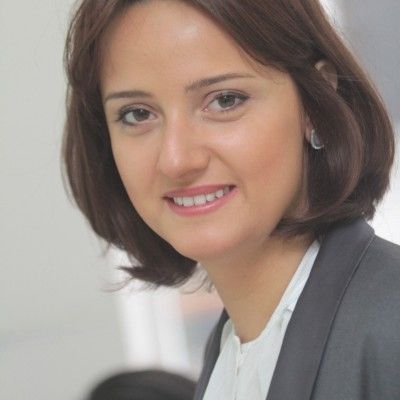 "ვთხოვ აკას,  დააბრუნოს 35 ათასი ლარი" თეონა ბაღდავაძე აკა სინჯიკაშვილის ბრალდებებს პასუხობს