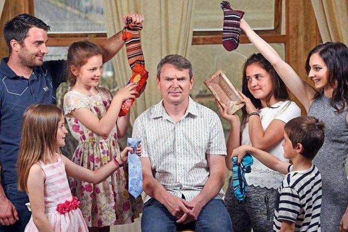 ფეხმძიმობა შეუჩერებლად 14 წლის მანძილზე და პირველი შვილი 13 წლის ასაკში