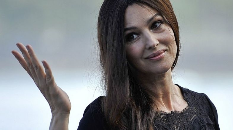 დაბერების ნიშნები - რა გასცემს ქალის ასაკს უპირველეს ყოვლისა
