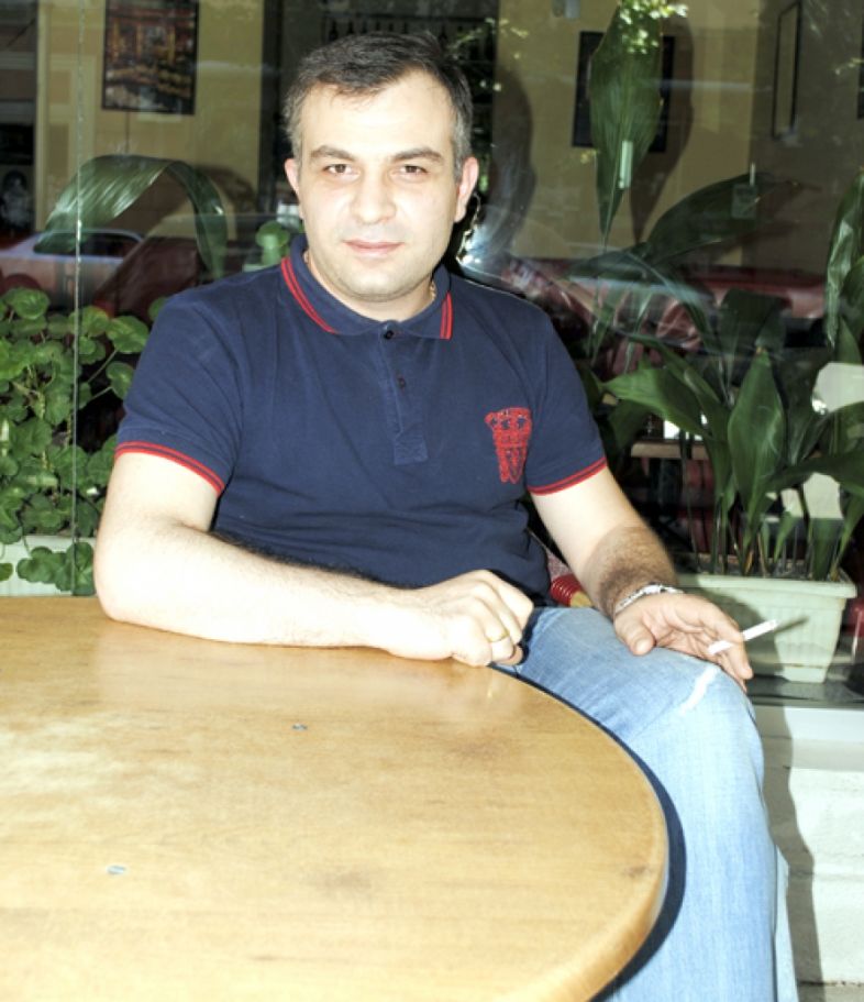 რომელი წიგნის ''ეშინია'' ოთარ ქირიას