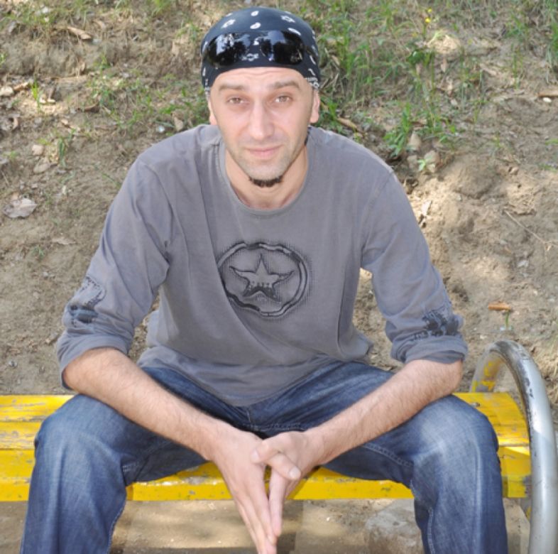 როგორ აფასებენ ცნობილი სახეები ციხის კადრებს მათი გავრცელებიდან ერთი წლის შემდეგ 