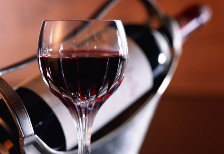 წითელი ღვინის უნიკალური სამკურნალო თვისებები - ეს ყველამ უნდა იცოდეს