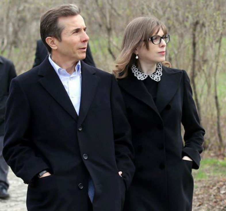 ბიძინა ივანიშვილმა მილიონნახევრად ნაყიდი „არსენალის მთა ღამით“ ხელოვნების მუზეუმს გადასცა