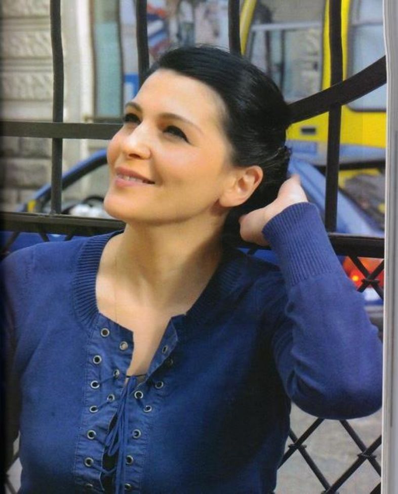 ია შუღლიაშვილი მეუღლეს ჟულიეტ ბინოშში აერია