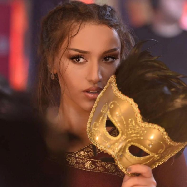 რას წერს ნუცა ბუზალაძე „ცეკვავენ ვარსკვლავების“ დატოვების შემდეგ - „კარგი შოუ იყო...“