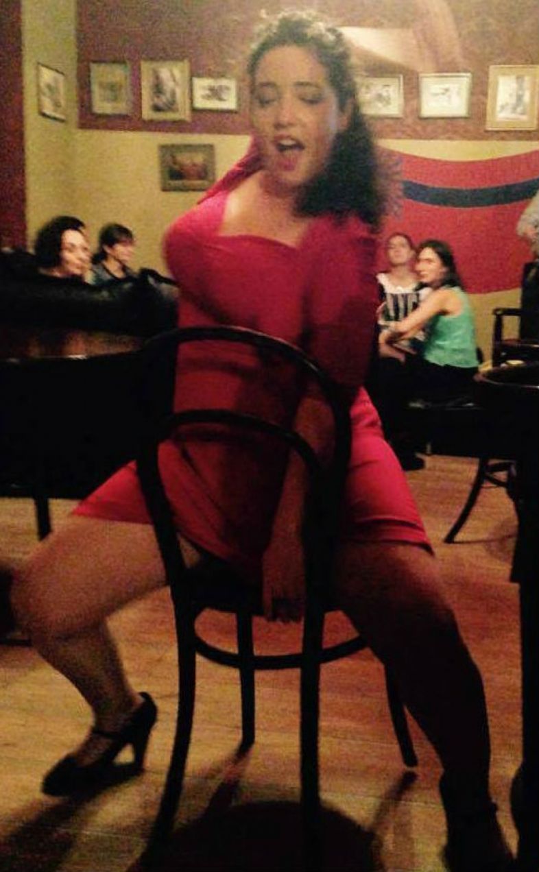 ვისთან წააგო ეროტიკული ცეკვა ნინო მუმლაძემ