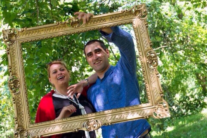 რას ასწრებს ლალი მოროშკინა ქმრის აბაზანაში ყოფნის დროს 