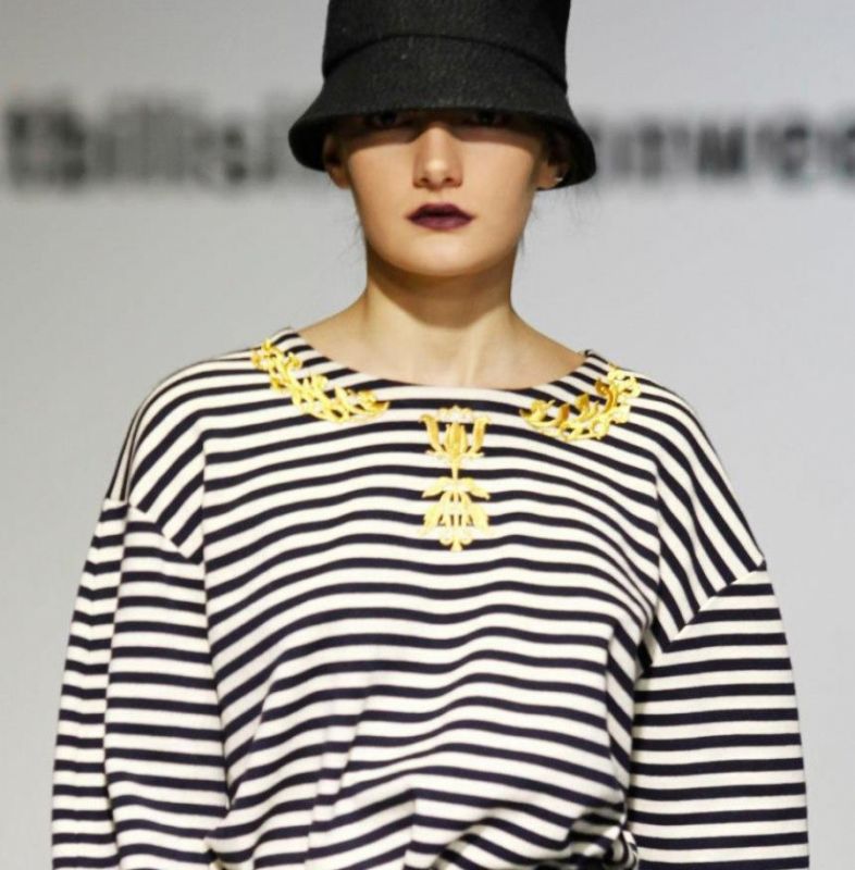 „შეშლილი ბეწვი“ და მამაკაცური დეტალები ქალების გარდერობში 