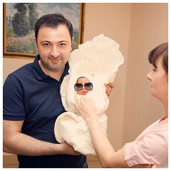 ქართველი ვარსკვლავების ცრურწმენები, რატომ არ აჩენენ ბავშვის სახეს 