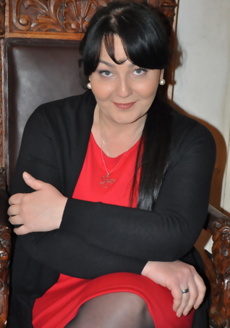 ნატუკა გულისაშვილის ოჯახში კაცი მხოლოდ თუთიყუშია